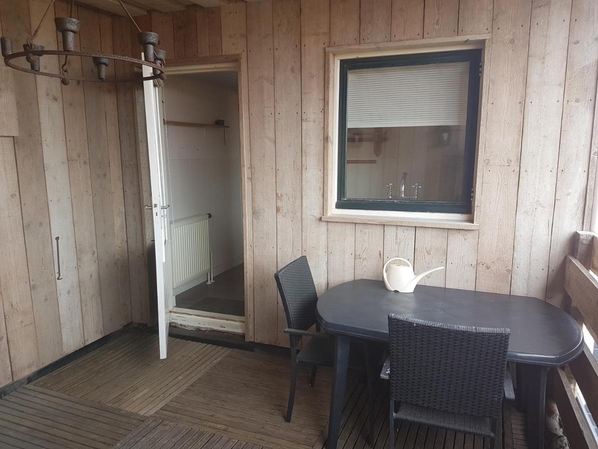 Appartement Met Inpandig Balkon, 150 Meter Verwijderd Van Strand En Centrum Zoutelande Exterior photo